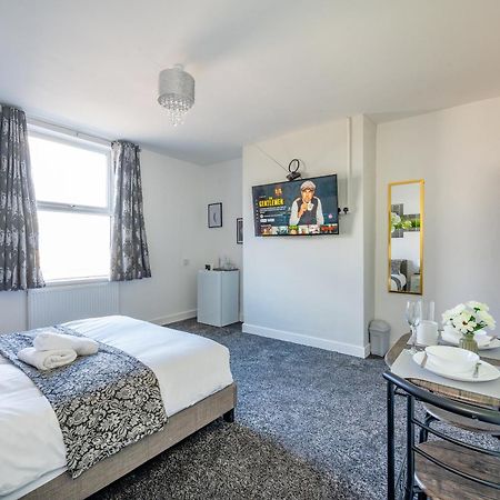 *Rc246*For Your Relaxed & Cosy Stay + Free Parking Leeds  Exterior photo